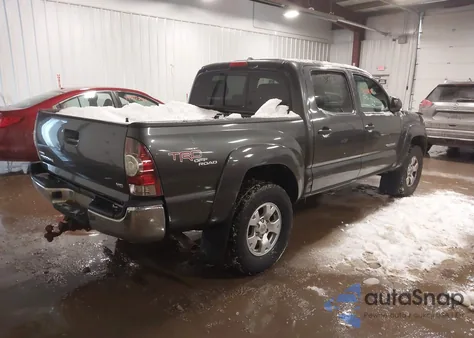 2011 Toyota Tacoma Base V6 из США, поврежденный, VIN 3TMLU4ENXBM077178